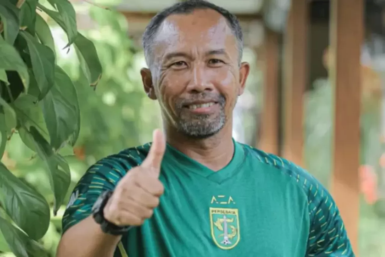 Persebaya Bertekad Raih Kemenangan, Berikut Motivasi Uston Nawawi Raih Tiga Poin di Kandang Barito Putera