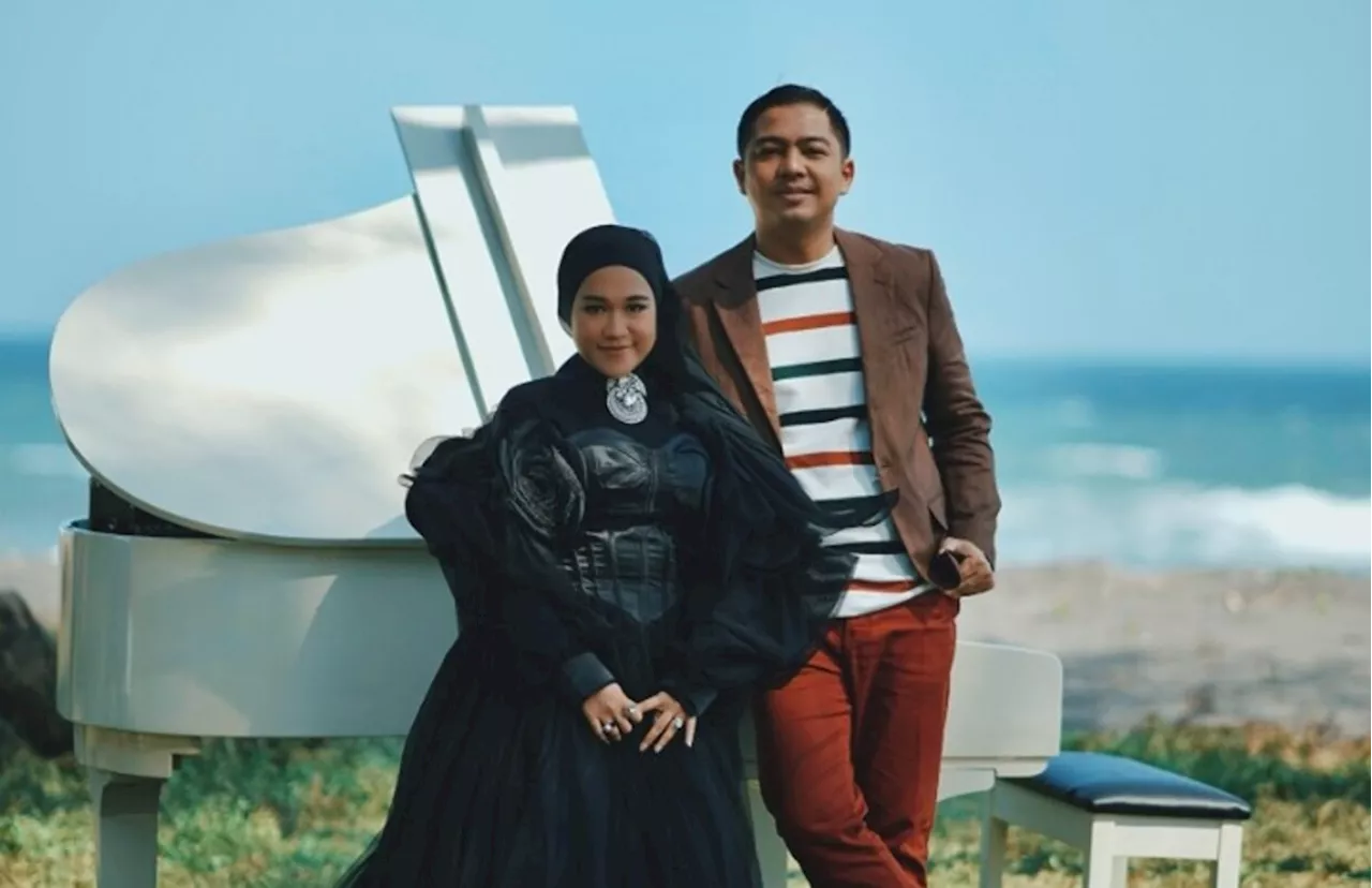 Ade Govinda dan Penyanyi Malaysia Ernie Zakri Rilis Lagu Masing-Masing