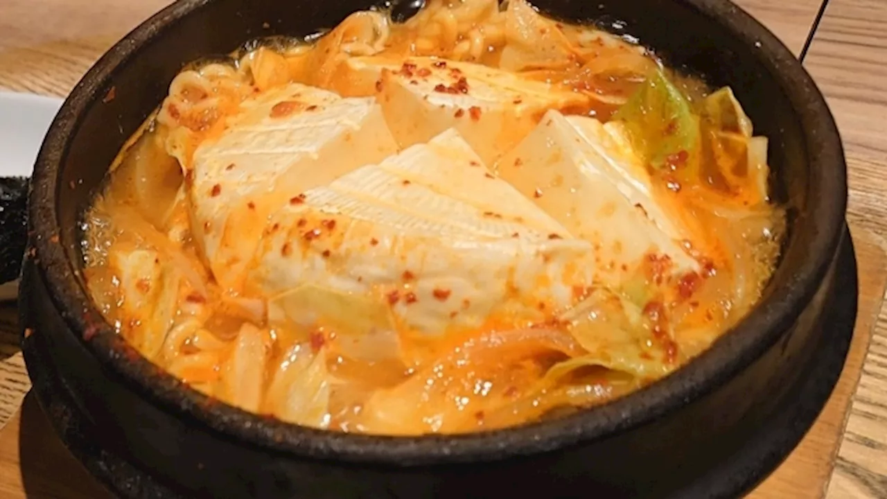 '카망베르 치즈' 올린 김치찌개, 일본서 유행이라는데…