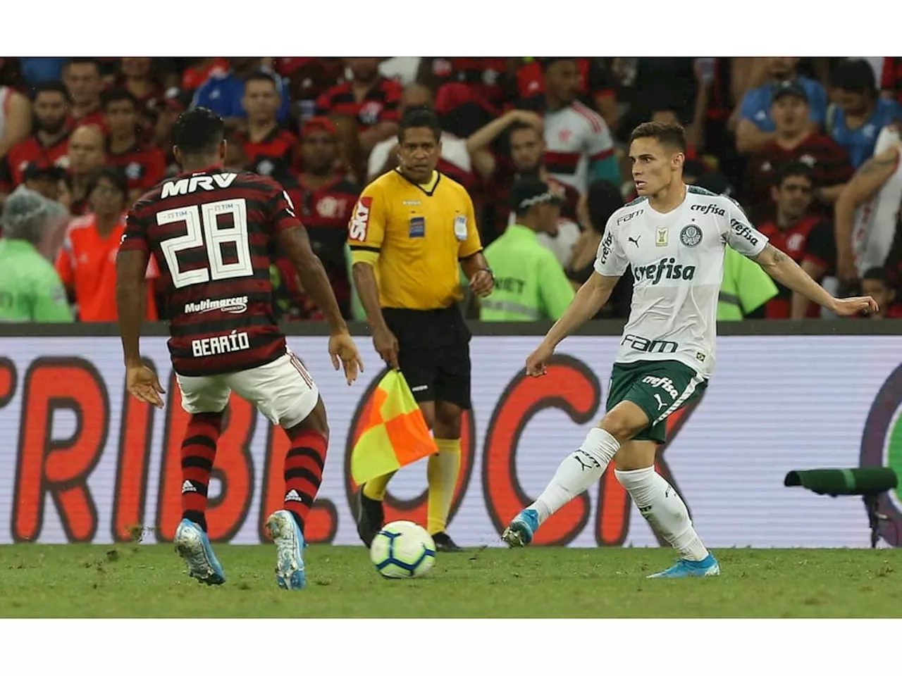 Torcida do Palmeiras volta ao Maracanã diante do Flamengo após quatro anos