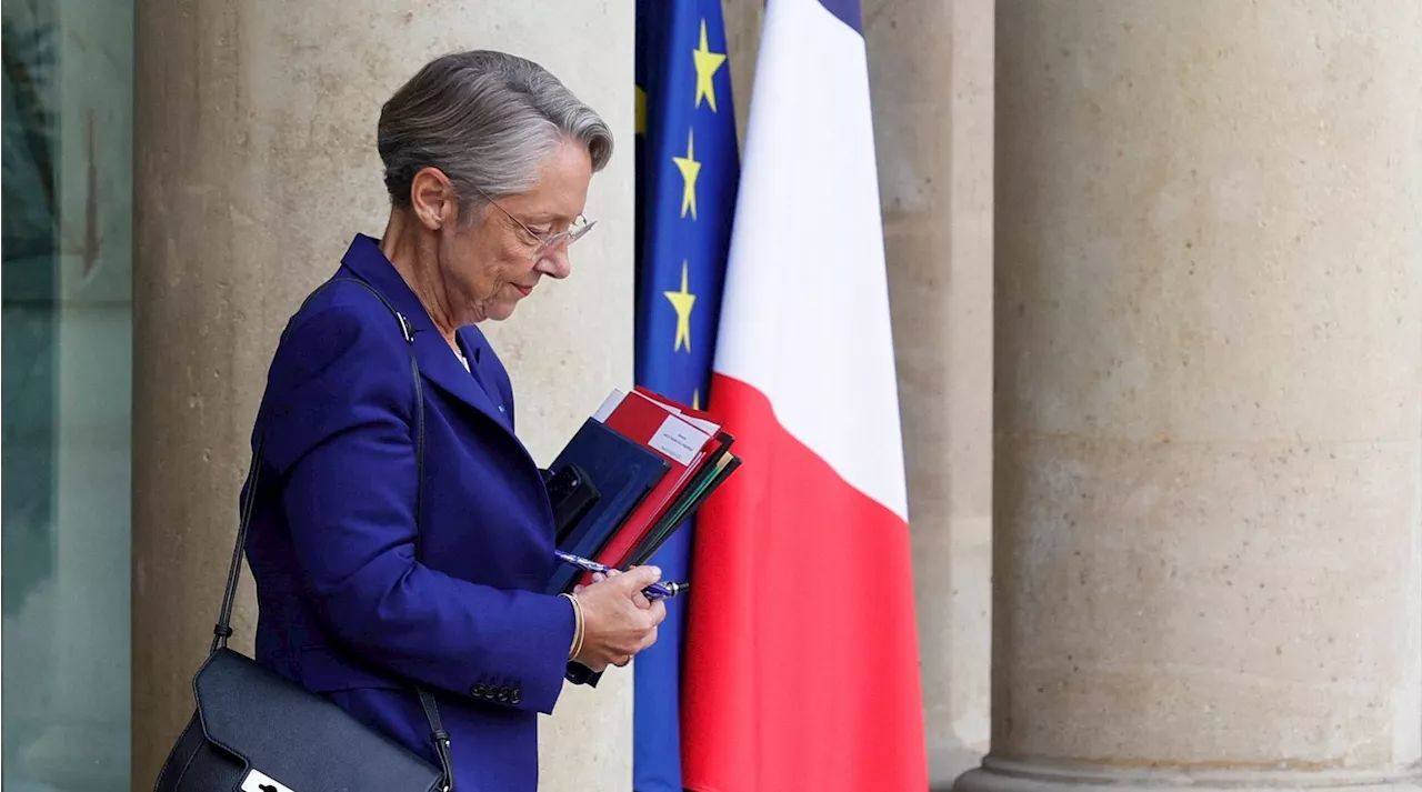 Bouton d'appel dans les écoles, projet de loi immigration... les dernières annonces d'Elisabeth Borne