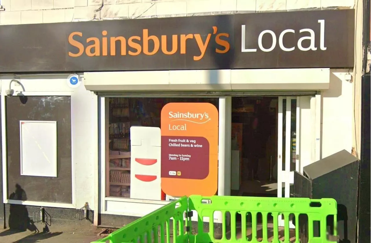 Sainsbury’s Wakefield: Police investigating after thieves use JCB forklift in ram-raid bid on supermarket cash machine