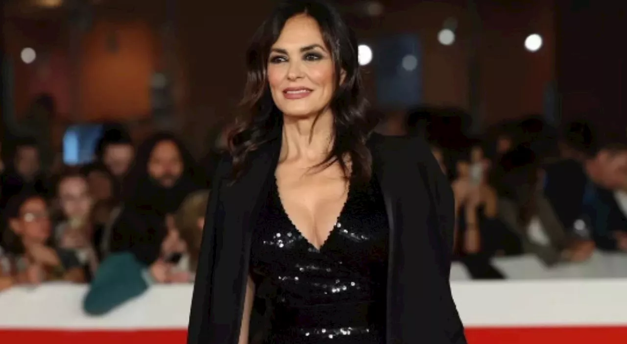 Maria Grazia Cucinotta: «Italiani invidiosi, dopo il successo ne 'Il Postino' mi chiamavano miracolata»