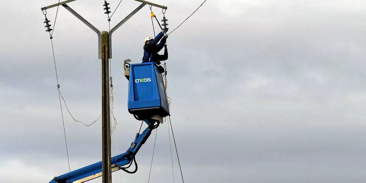 Tempêtes Ciaran et Domingos : 126 000 foyers toujours privés d’électricité