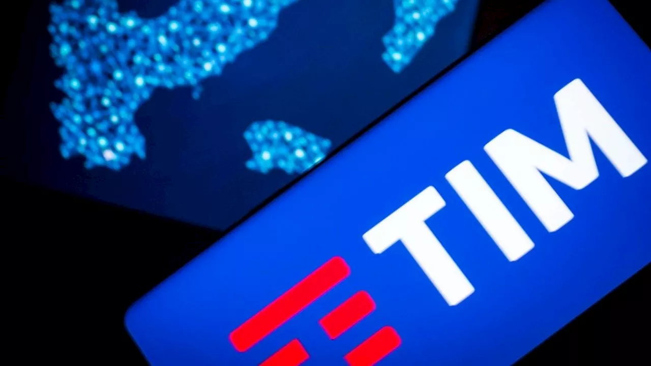 TIM cède son réseau fixe à KKR malgré les menaces de Vivendi