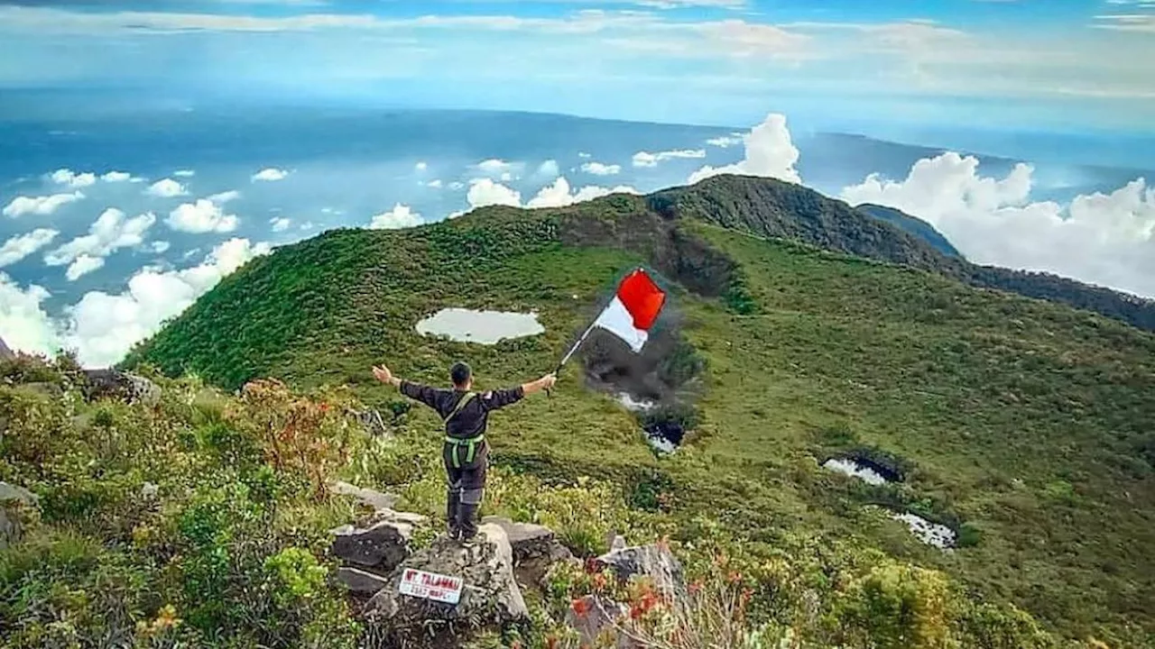 6 Fakta Menarik Gunung Talamau di Sumatera Barat yang Memiliki 13 Telaga