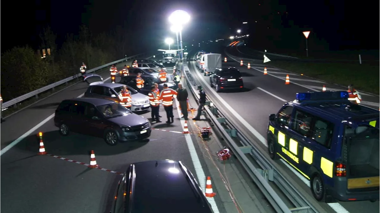 Zwei Festnahmen bei Grosskontrollen in Schwyz, Zug, Luzern, Ob- und Nidwalden