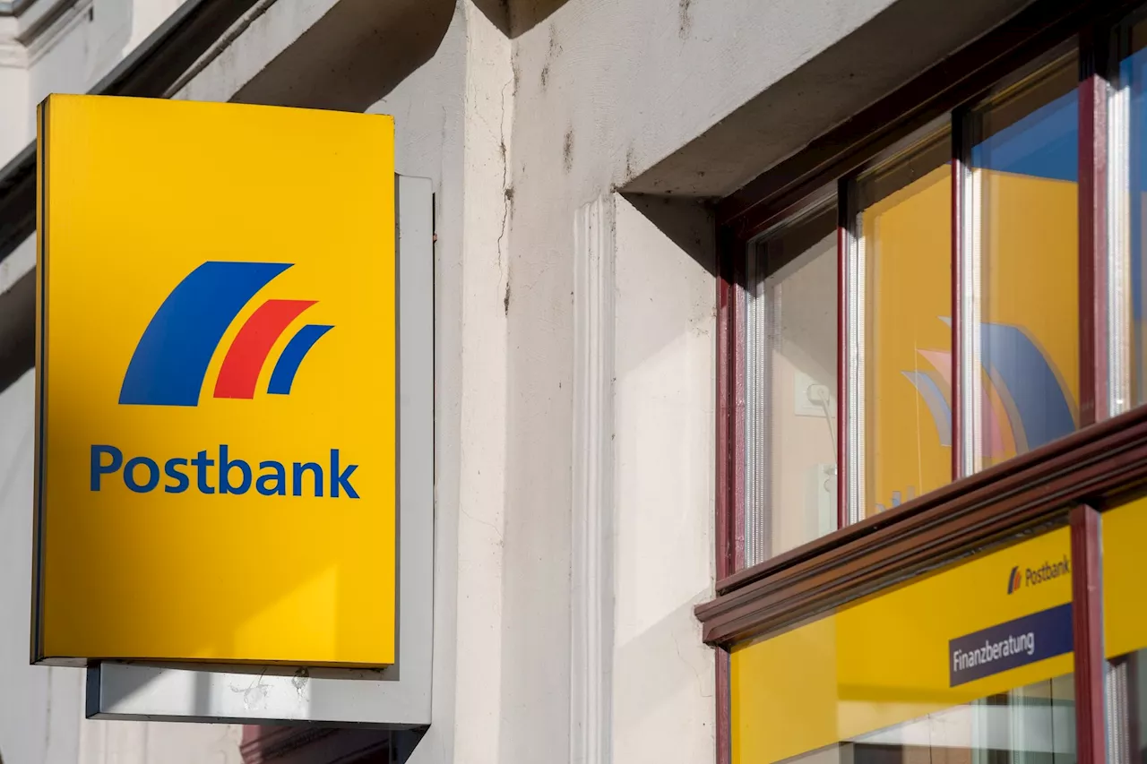 Verdi: Postbank-Beschäftigte protestieren gegen Schließungen