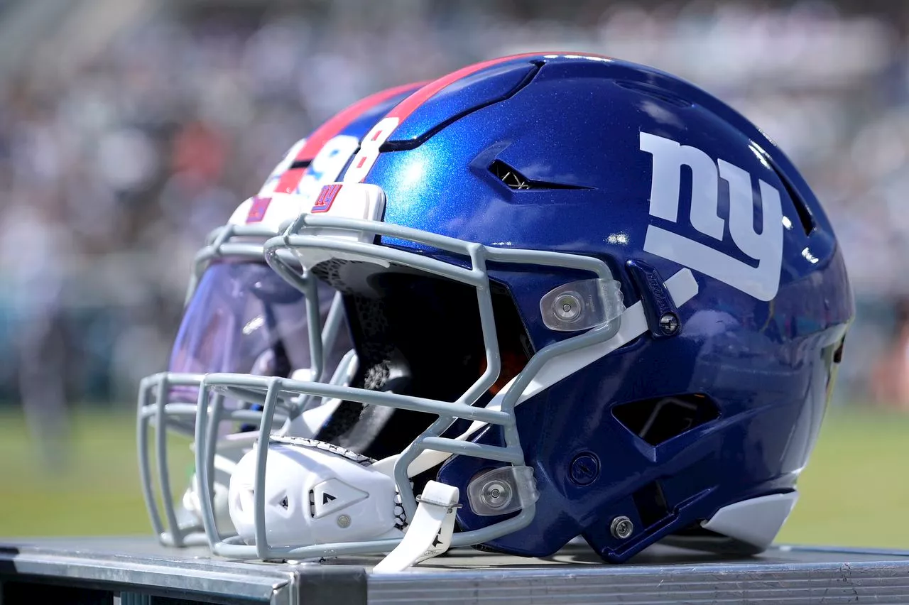 Giants’ Carl Banks-WFAN feud goes to next level when host insults LB’s friend