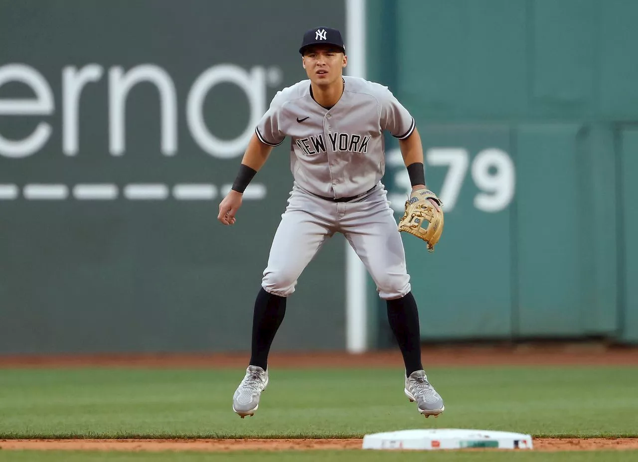 Yankees’ Anthony Volpe wins Gold Glove Award, making franchise history