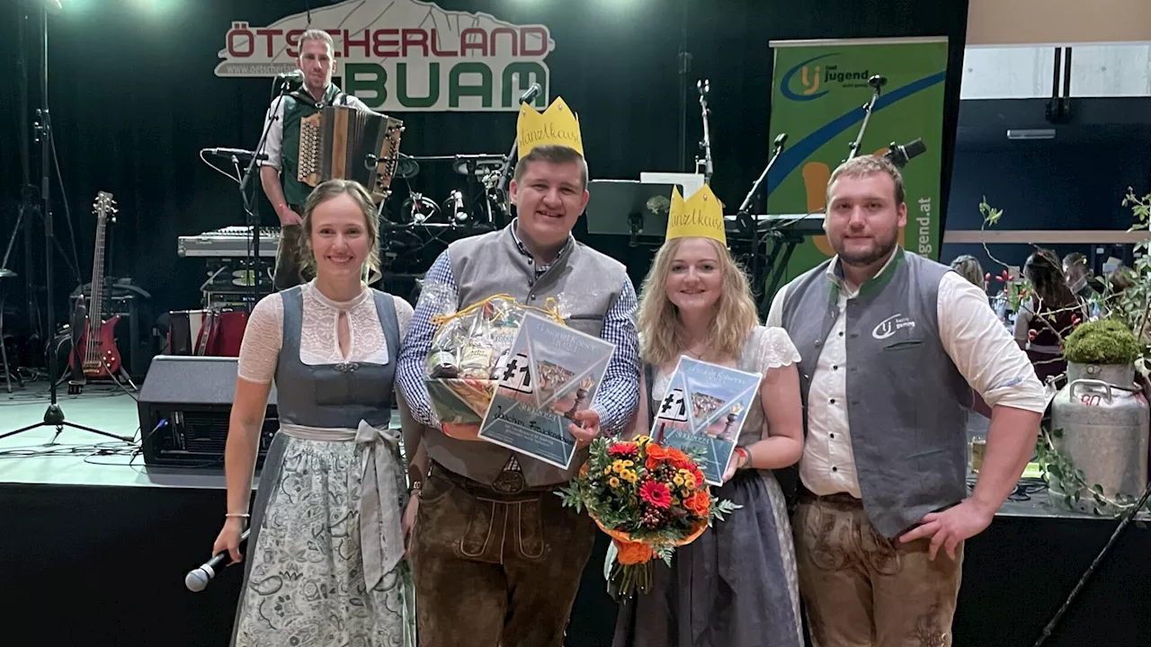 Landjugend-Bezirk Gaming lud zum Gstanzlball ins Musium