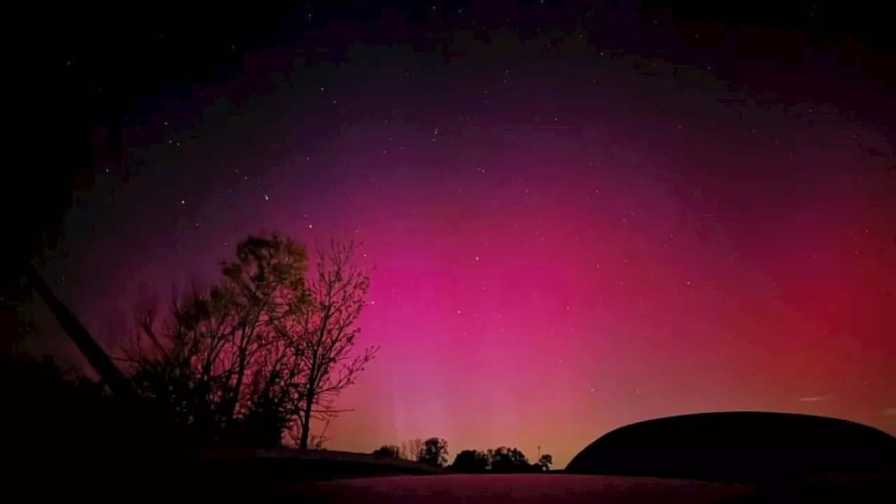 Polarlichter erhellten Himmel über Österreich