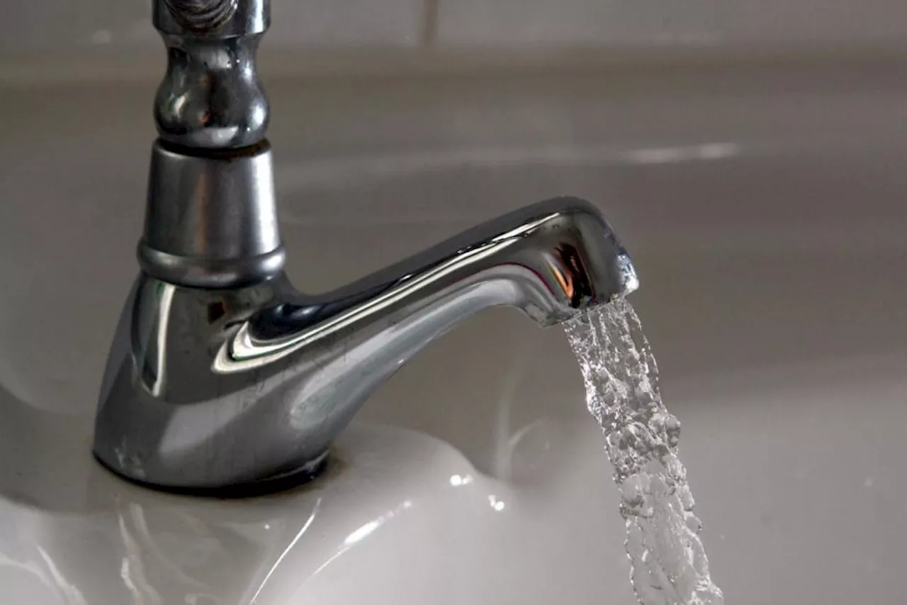 As many as 12,000 still without water after major incident declared in Surrey