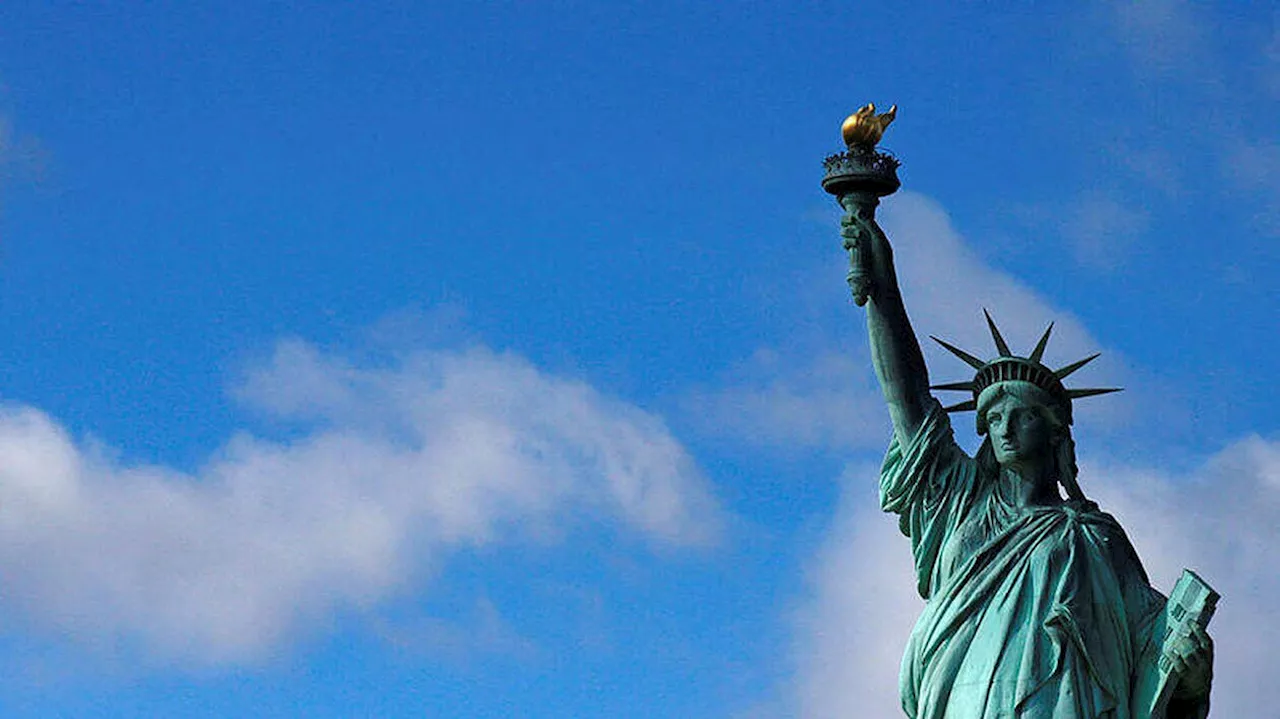 Gaza : la statue de la Liberté occupée à New York par des militants juifs exigeant un cessez-le-feu