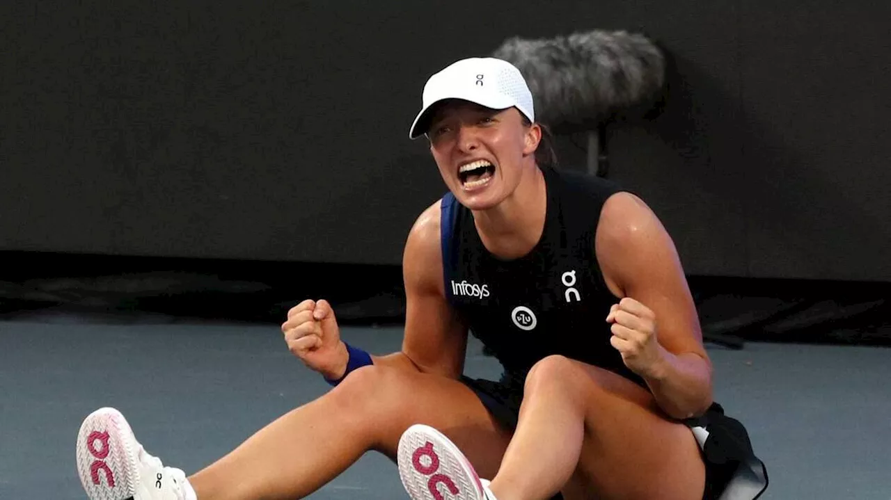 Masters WTA. Iga Swiatek balaye Jessica Pegula en finale et redevient numéro 1 mondiale