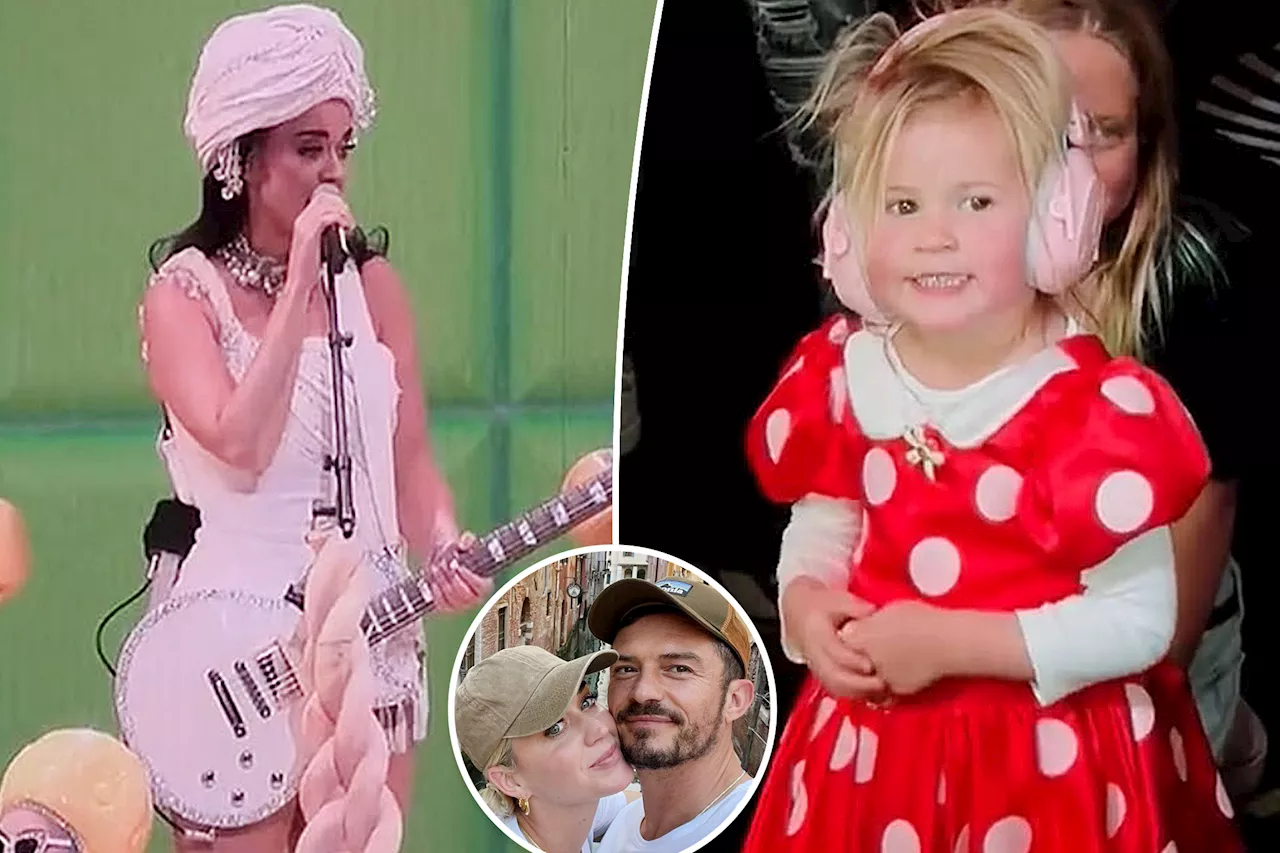 Katy Perry and Orlando Bloom's daughter, Daisy, steals the show in first public appearance