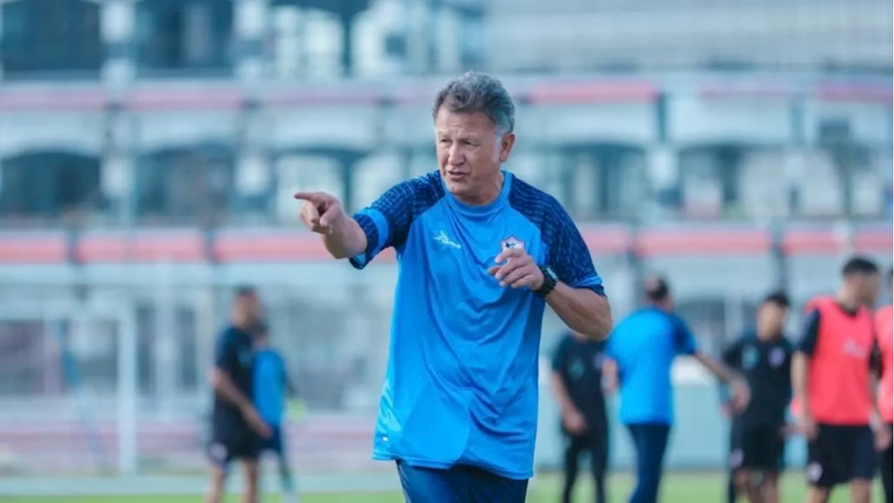 Juan Carlos Osorio deja su cargo como DT del Zamalek de Egipto