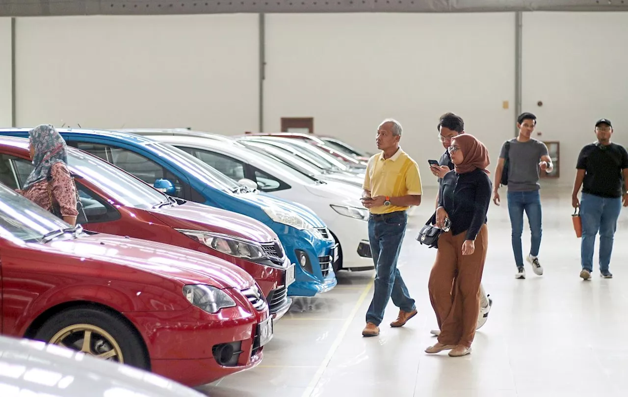 Cars selling at knock-down prices