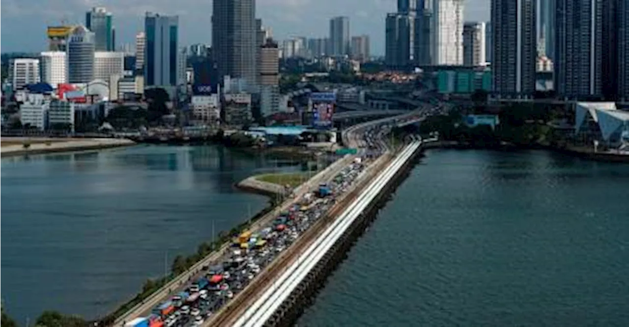 Singapore expects ‘very heavy traffic’ at land checkpoints during Deepavali long weekend