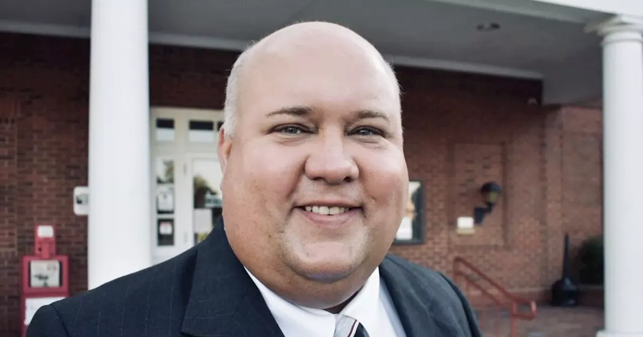 Alabama Mayor Dies of Apparent Suicide After Pictures Surfaced of Him Allegedly In Women's Clothes