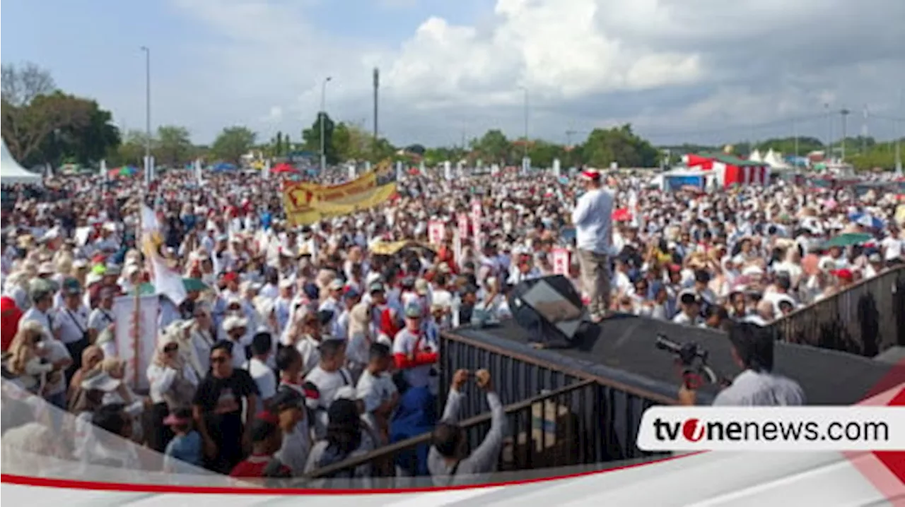 Puluhan Ribu Warga di Banyuwangi Meriahkan Jalan Sehat Partai Gerindra di Kawasan Pantai Boom