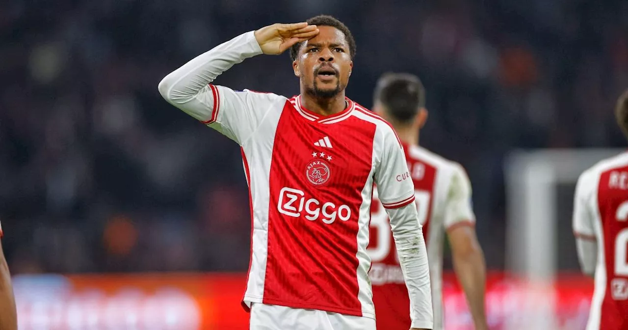 Akpom geeft goed voorbeeld bij Ajax: 'Laat iemand in zo'n situatie eerst wennen'