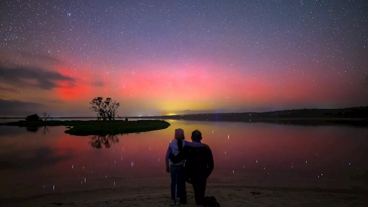 Solar storm produces stunning aurora australis along WA's southern coast, Wheatbelt