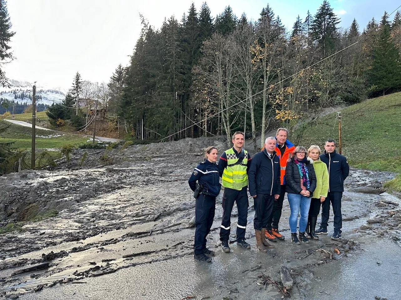 Haute-Savoie. Coulée de boue au Reposoir : la RD 4 restera fermée pour deux semaines au moins