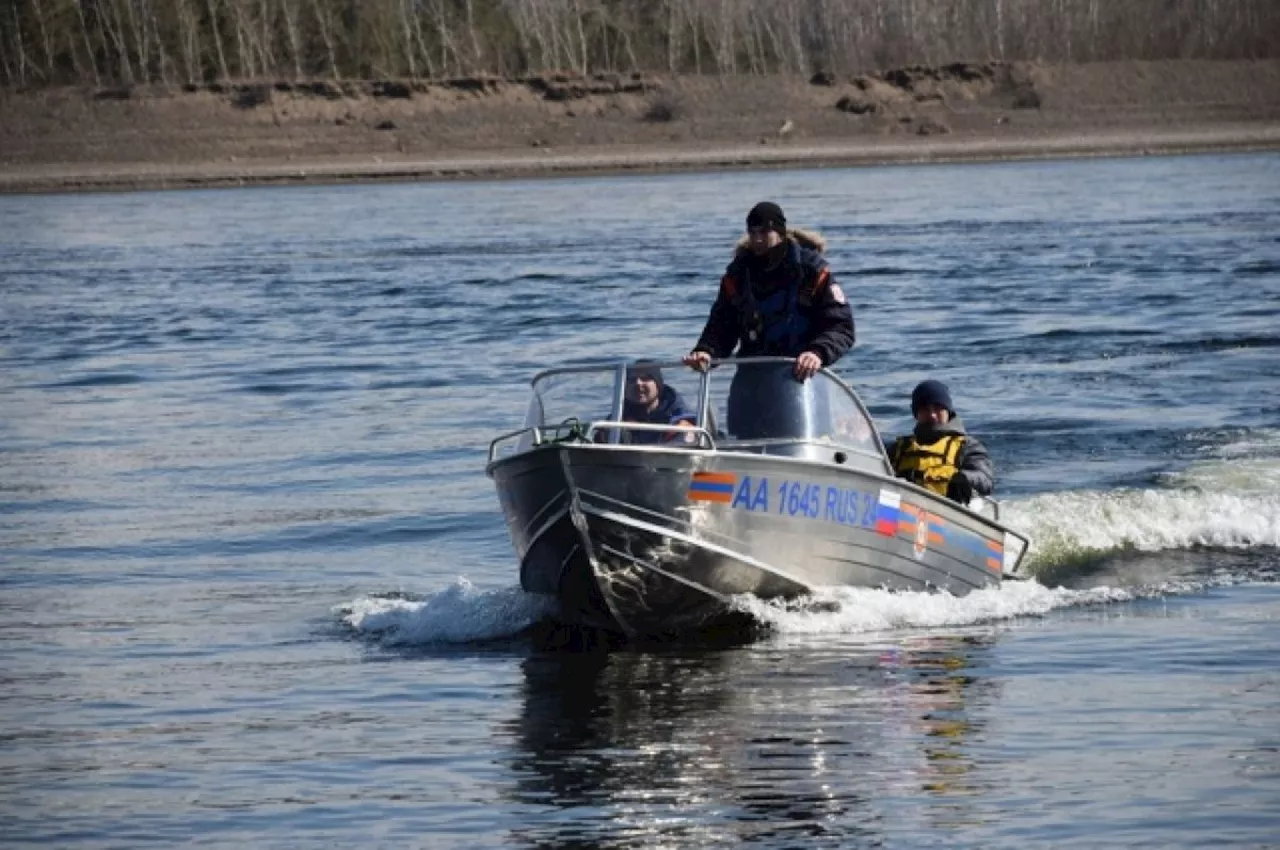 Мужчину унесло течением во время заплыва по реке Енисей в Красноярске