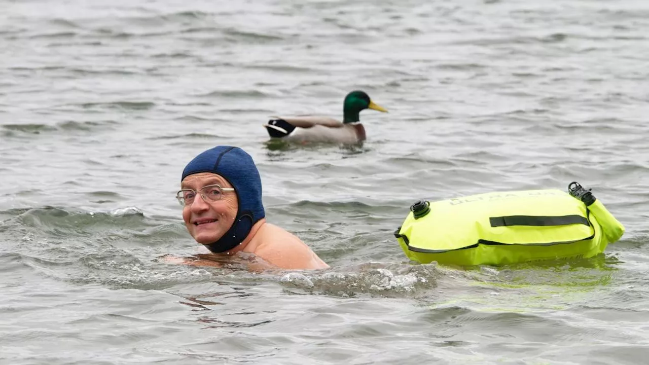 Boning badet: Das seltsame Treiben des Komikers Wigald B.