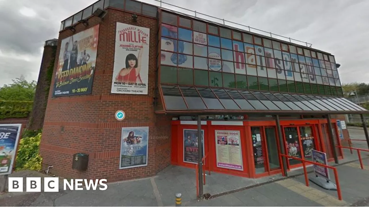 Dartford: Temporary theatre construction begins amid Raac closure