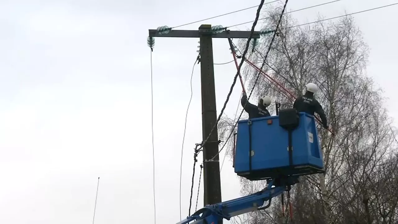 'On est démunis': des foyers normands toujours sans électricité cinq jours après la tempête Ciaran