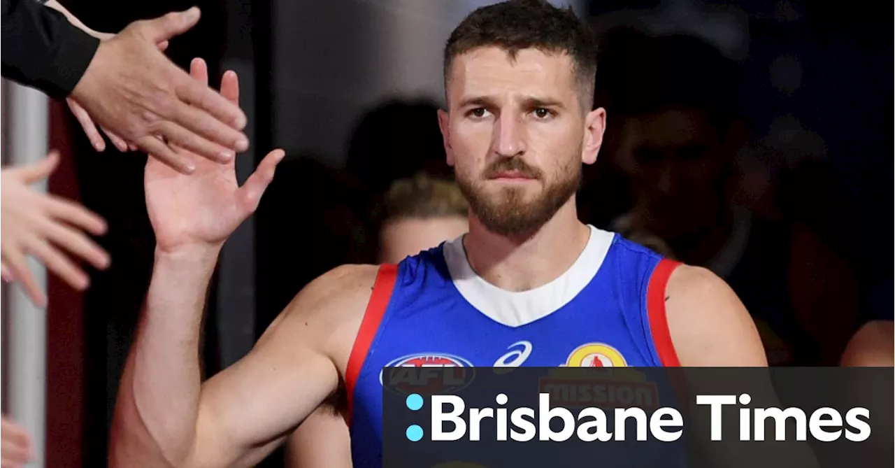 ‘Swelling’ leads to Western Bulldogs star on crutches