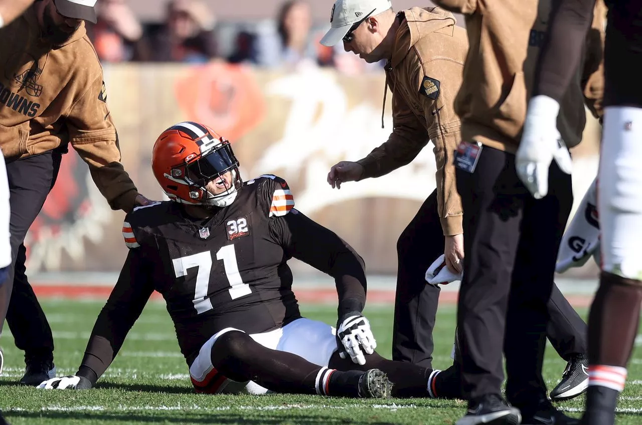 Browns place two players on injured reserve, elevate two from practice squad