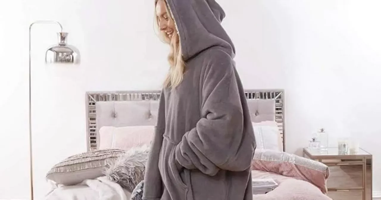 Amazon's £10 hooded blanket that 'saves money on heating'