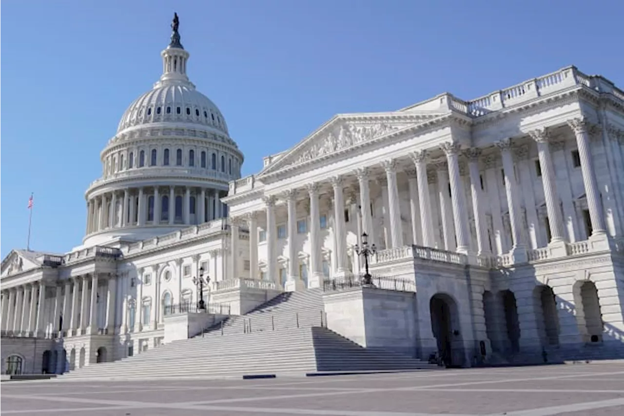 Man with gun arrested in park near US Capitol