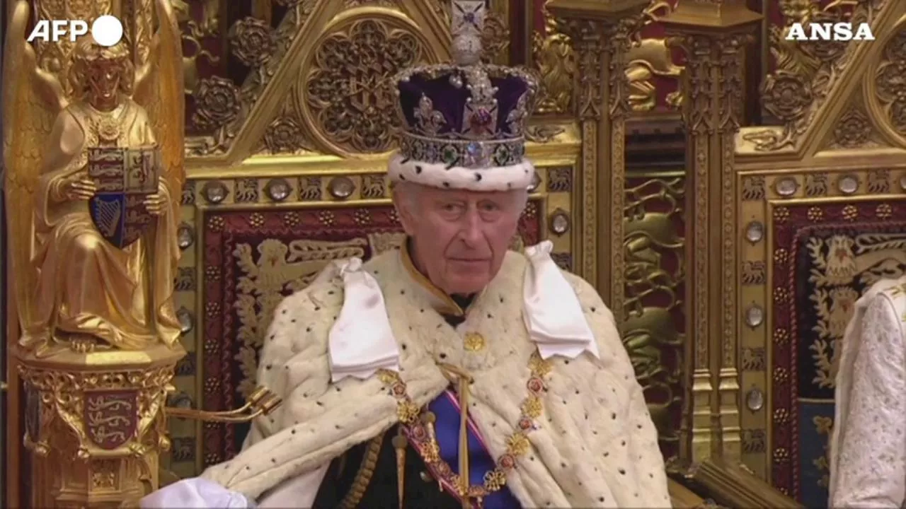 Carlo III a Westminster per il suo primo King's Speech