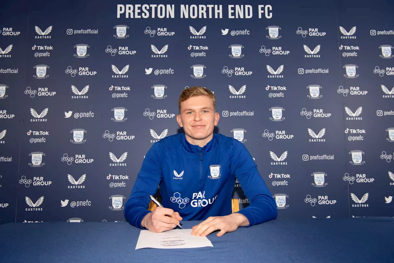 Preston North End youngster signs contract extension as Ryan Lowe weighs in on deal