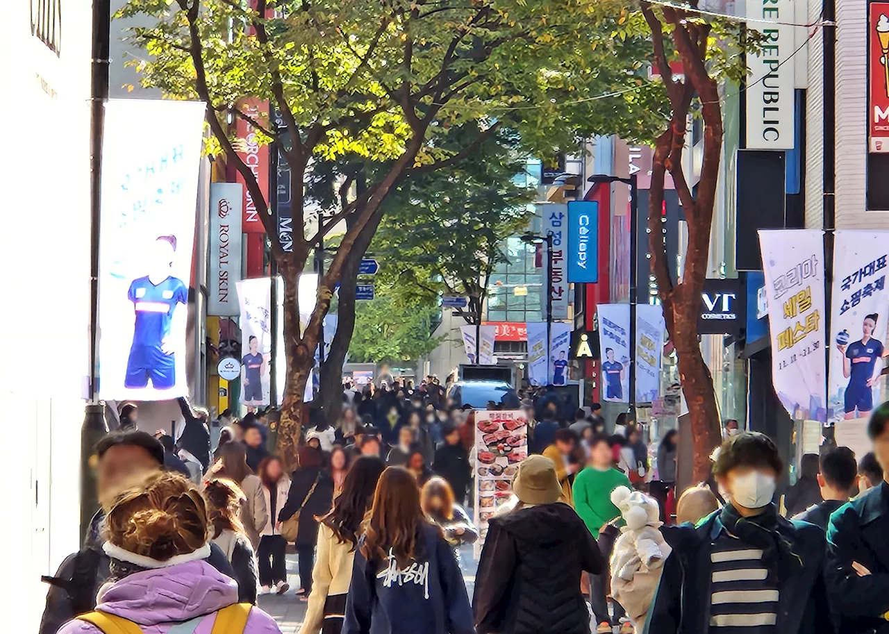 밤마다 울던 명동 식당 사장…“알바 안 뛰어도 돼 감사하죠” [르포]