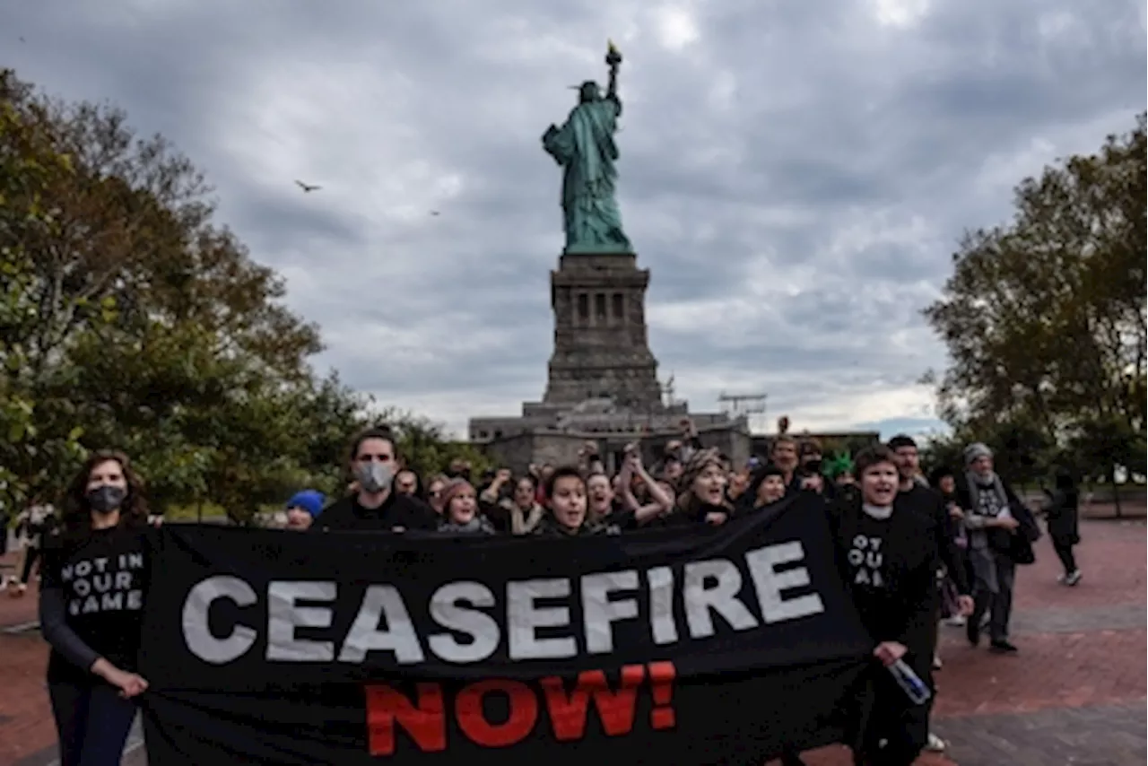 Jewish-led peace activists protest at Statue of Liberty to demand Gaza ceasefire