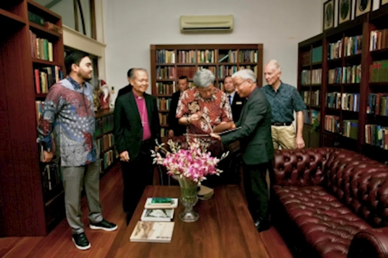 Selangor Sultan, Raja Muda visit Bishop of Sarawak’s Anglican Church