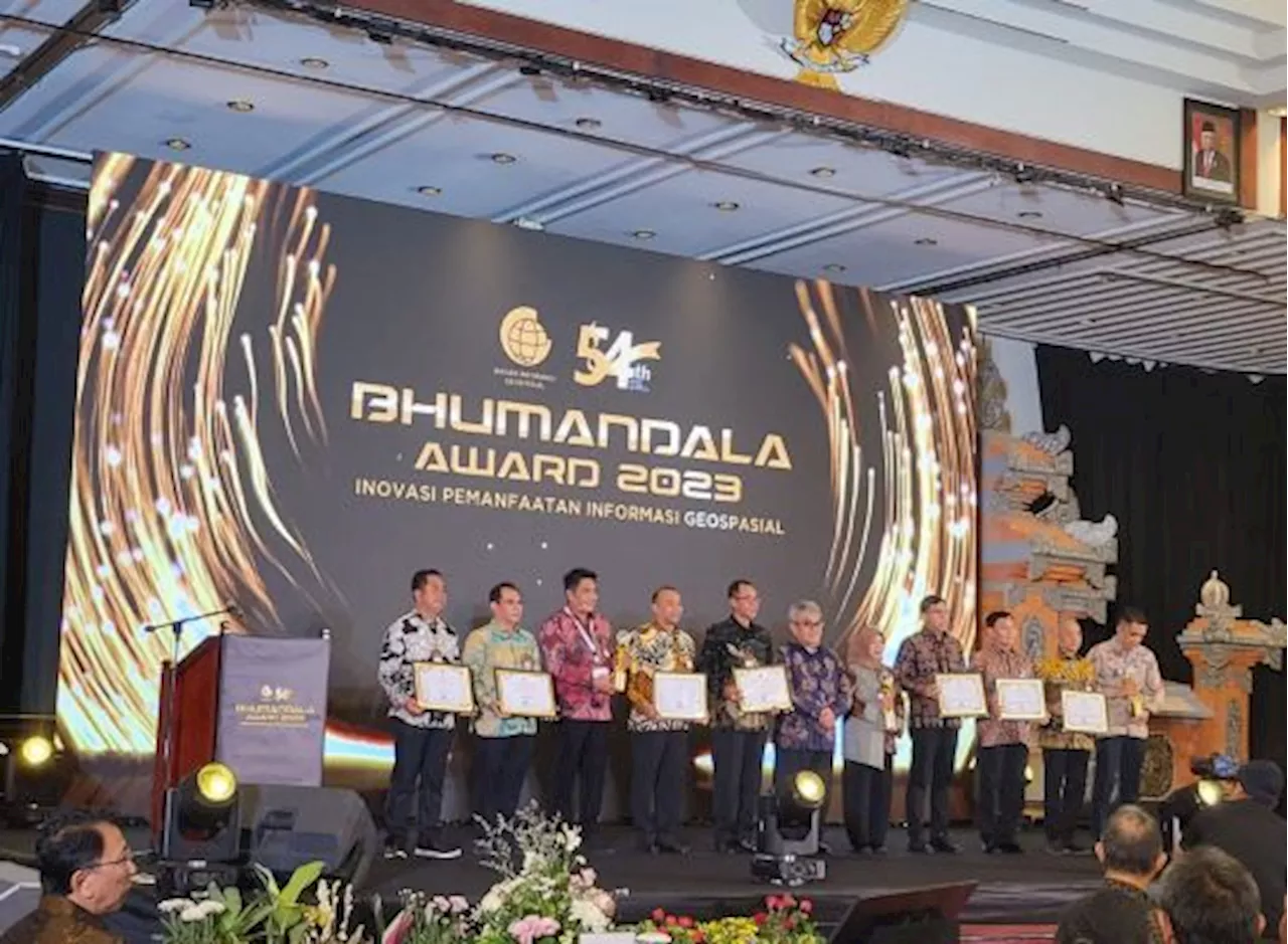 Pemkab Bandung Raih Penghargaan Bhumandala Award 2023