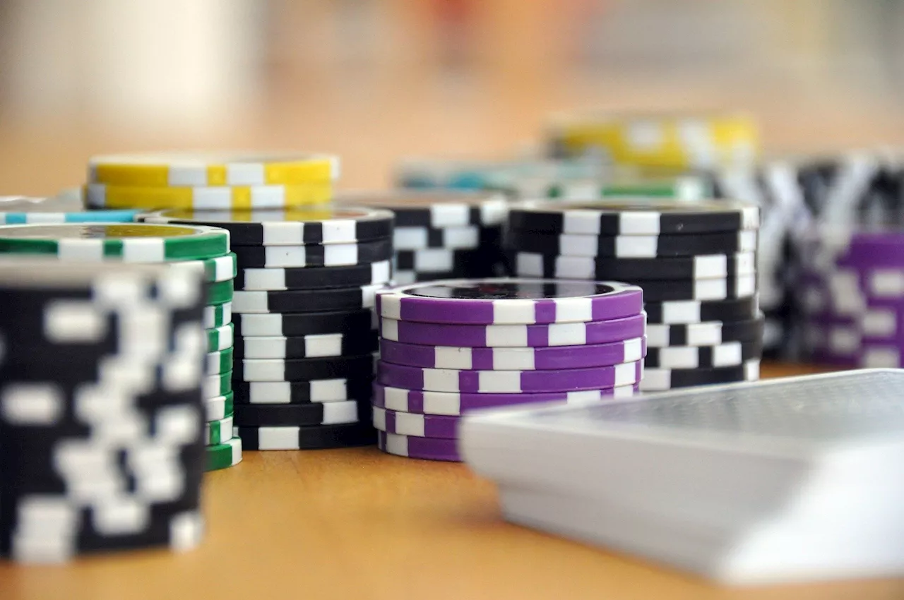 Academics call for urgent establishment of NHS gambling harms services in Wales