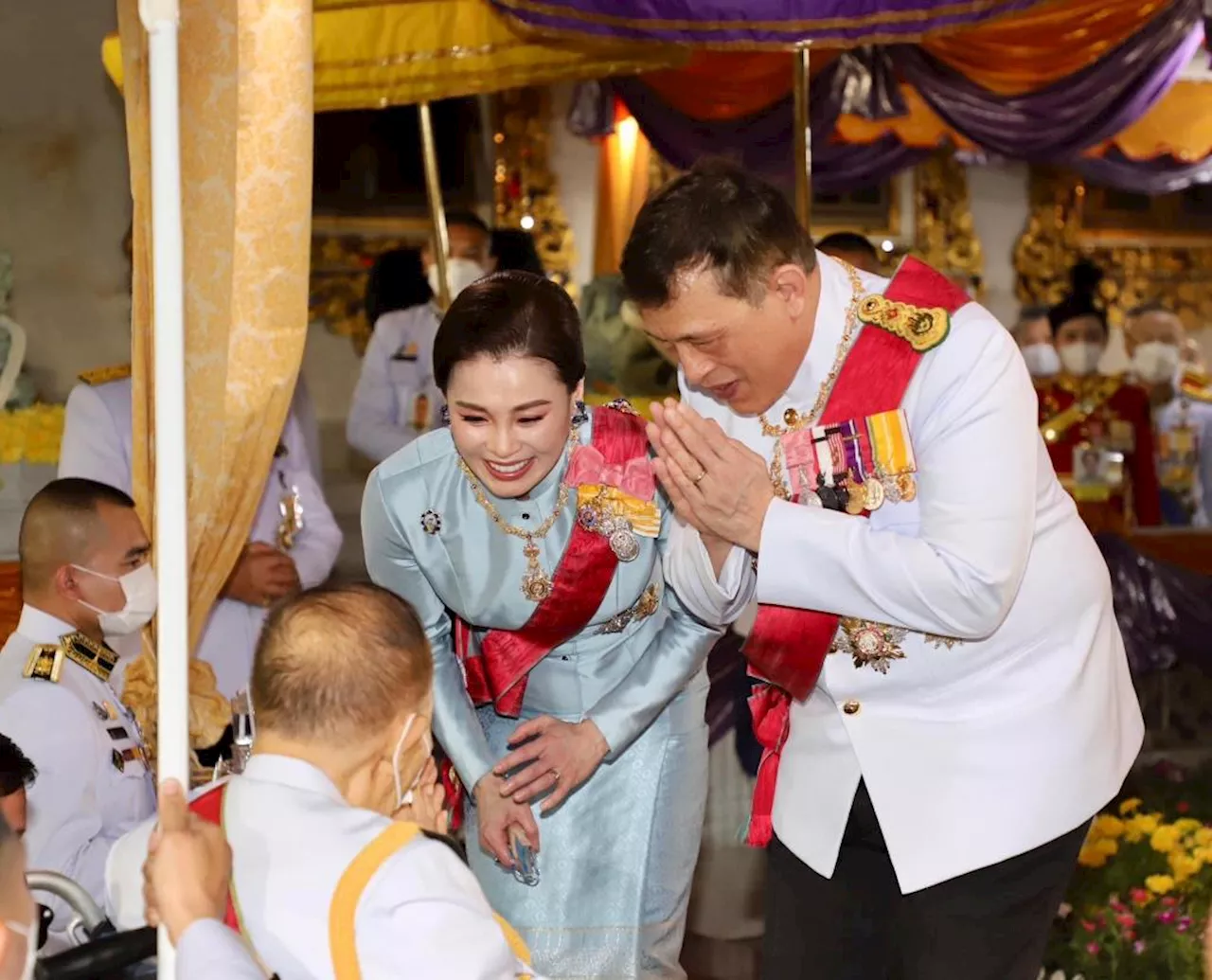 พระราชาผู้ทรงยึดถือความกตัญญู! ทรงโน้มพระวรกายมีพระราชปฎิสันถารกับ ม.จ.ปุสาณ สวัสดิวัตน์ พระอนุวงศ์ผู้ใหญ่