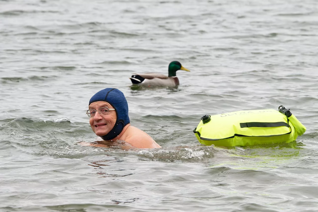 Boning badet: Das seltsame Treiben des Komikers Wigald B.