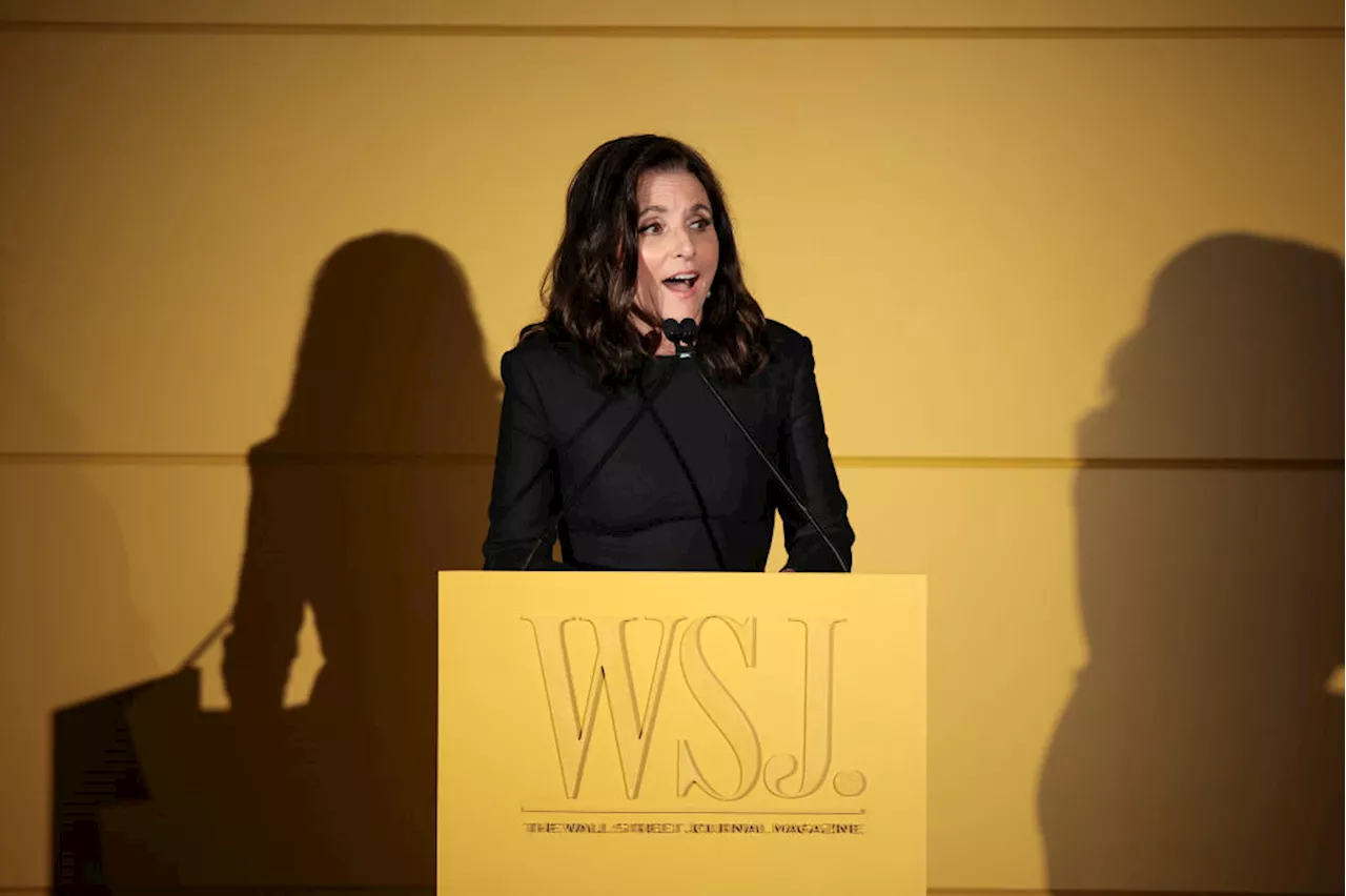 This is what happened when Julia Louis-Dreyfus used AI to write an acceptance speech