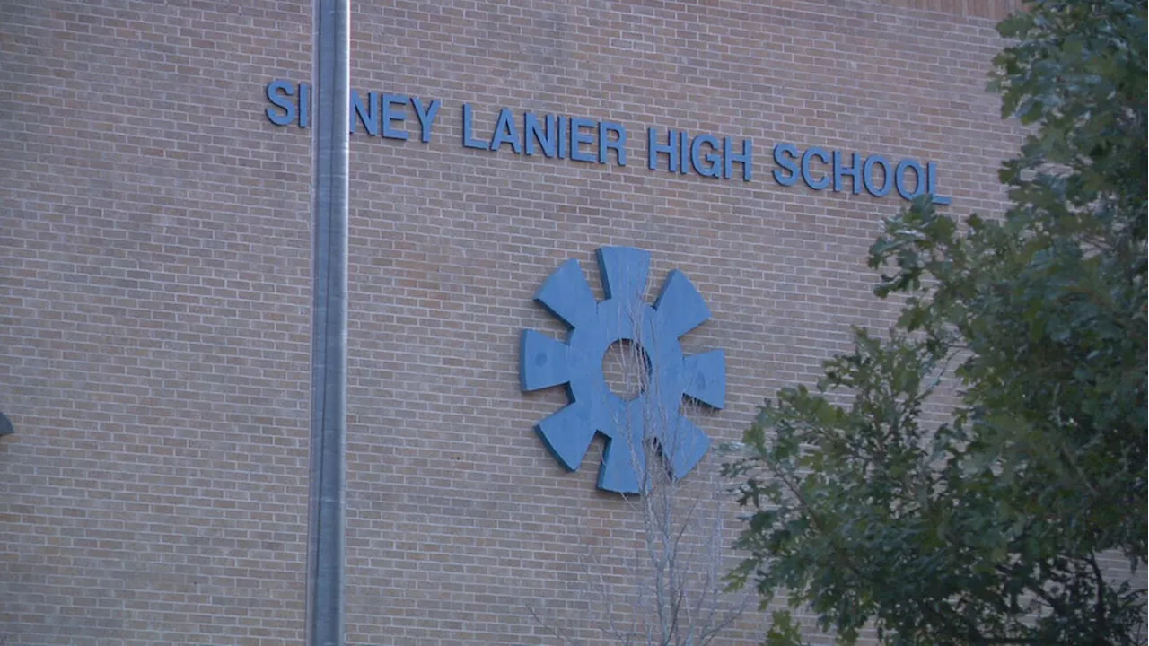 San Antonio ISD staff member under investigation over alleged inappropriate relationship with student