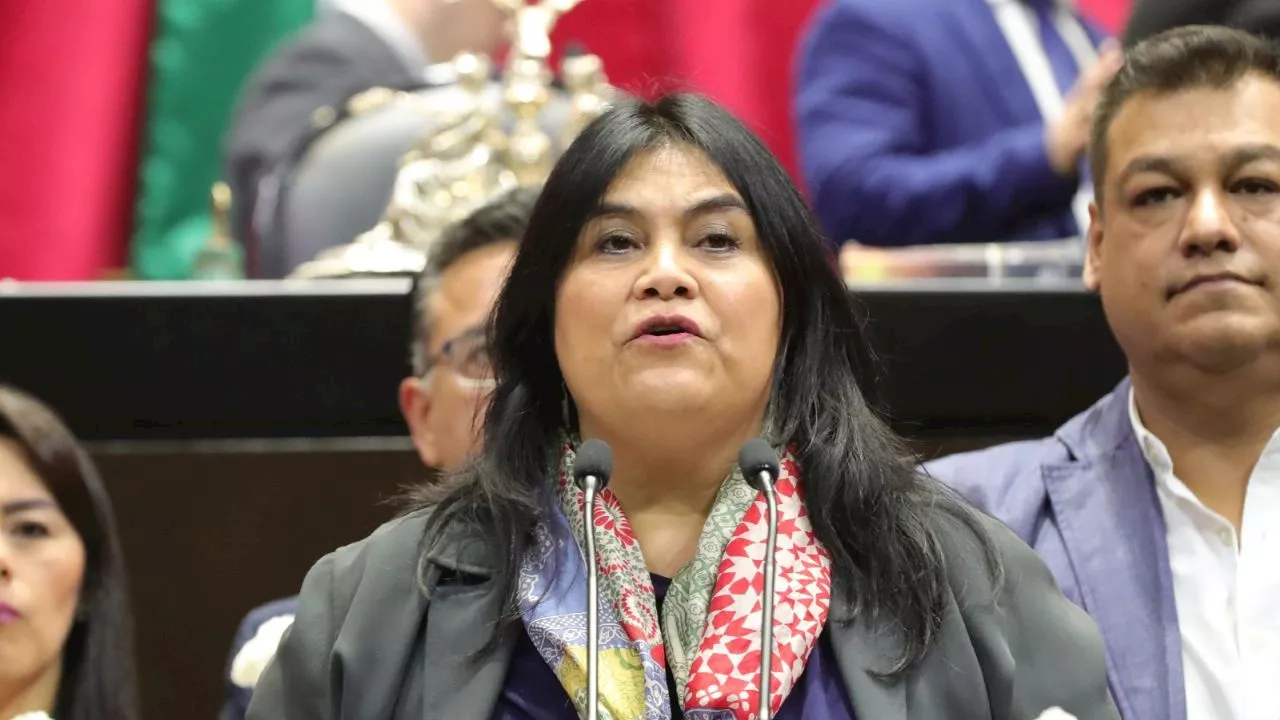 Diputada morenista canta en tribuna “Sólo le pido a Dios” por las víctimas en Gaza (Video)