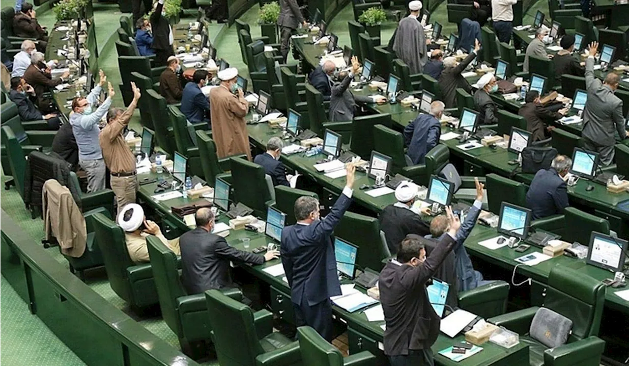 مصوبه مجلس مبنی بر کاهش خدمت سربازی با هدف انتخاباتی است