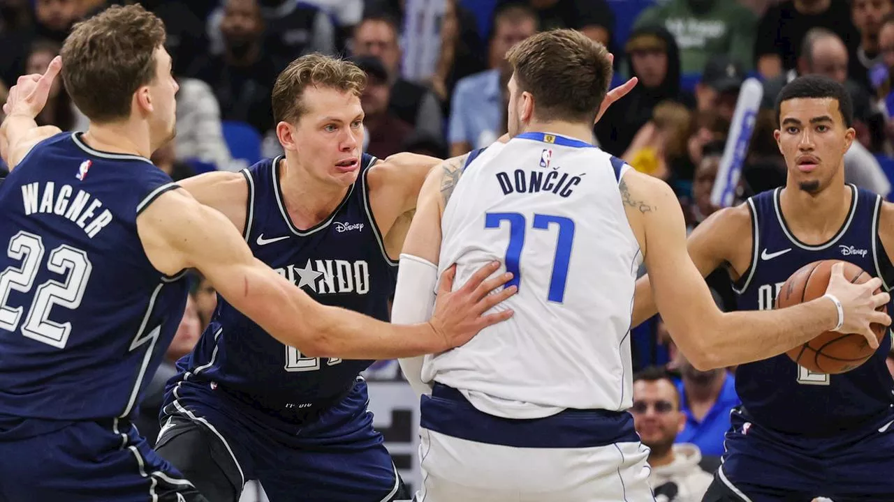 Basketball, NBA: Luka Dončić dreht Spiel für die Dallas Mavericks, James Harden verliert beim Debüt mit den Los Angeles Clippers